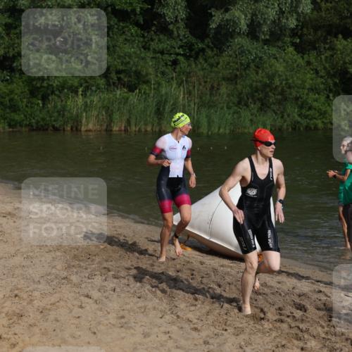 21.06.2026 - 29. Vierlanden-Triathlon Andreas Tolksdorf http://msf.ph/oto/9852820 21.06.2026 08:36:01 Schwimmen  meine-sportfotos.de