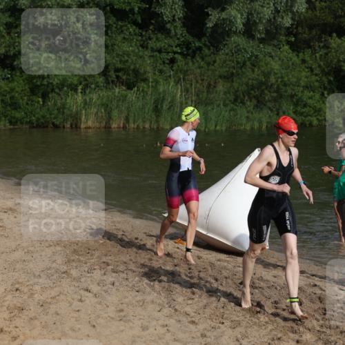 21.06.2026 - 29. Vierlanden-Triathlon Andreas Tolksdorf http://msf.ph/oto/9852823 21.06.2026 08:36:02 Schwimmen  meine-sportfotos.de