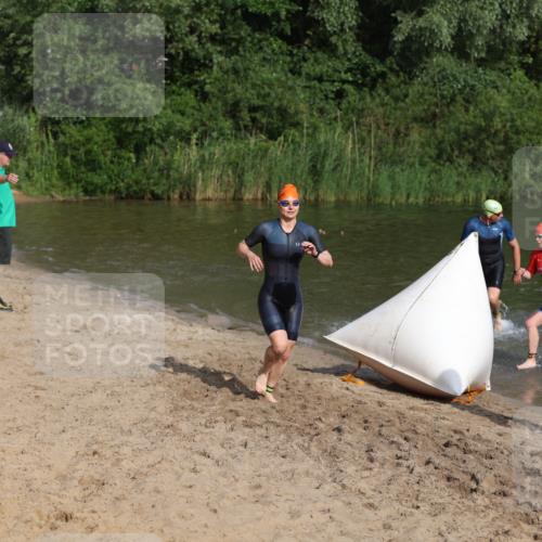 21.06.2026 - 29. Vierlanden-Triathlon Andreas Tolksdorf http://msf.ph/oto/9852837 21.06.2026 08:36:09 Schwimmen  meine-sportfotos.de