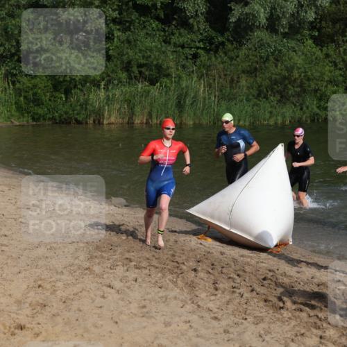 21.06.2026 - 29. Vierlanden-Triathlon Andreas Tolksdorf http://msf.ph/oto/9852839 21.06.2026 08:36:11 Schwimmen  meine-sportfotos.de