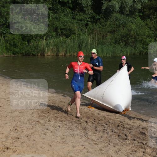 21.06.2026 - 29. Vierlanden-Triathlon Andreas Tolksdorf http://msf.ph/oto/9852844 21.06.2026 08:36:11 Schwimmen  meine-sportfotos.de
