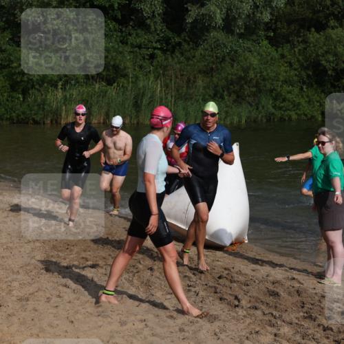 21.06.2026 - 29. Vierlanden-Triathlon Andreas Tolksdorf http://msf.ph/oto/9852852 21.06.2026 08:36:14 Schwimmen  meine-sportfotos.de
