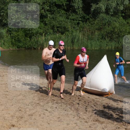 21.06.2026 - 29. Vierlanden-Triathlon Andreas Tolksdorf http://msf.ph/oto/9852858 21.06.2026 08:36:15 Schwimmen  meine-sportfotos.de
