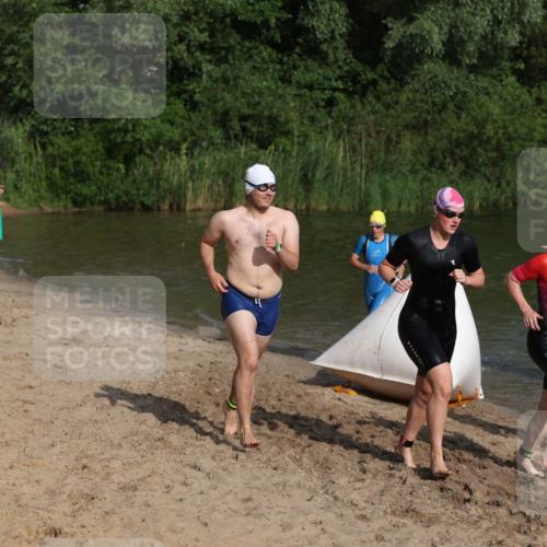 21.06.2026 - 29. Vierlanden-Triathlon Andreas Tolksdorf http://msf.ph/oto/9852866 21.06.2026 08:36:16 Schwimmen  meine-sportfotos.de