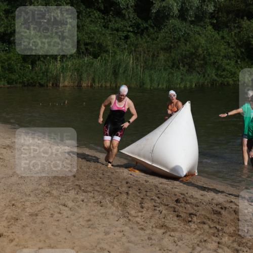 21.06.2026 - 29. Vierlanden-Triathlon Andreas Tolksdorf http://msf.ph/oto/9852878 21.06.2026 08:36:24 Schwimmen  meine-sportfotos.de