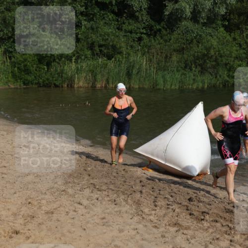 21.06.2026 - 29. Vierlanden-Triathlon Andreas Tolksdorf http://msf.ph/oto/9852888 21.06.2026 08:36:26 Schwimmen  meine-sportfotos.de