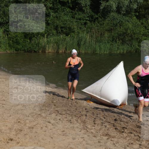 21.06.2026 - 29. Vierlanden-Triathlon Andreas Tolksdorf http://msf.ph/oto/9852889 21.06.2026 08:36:26 Schwimmen  meine-sportfotos.de