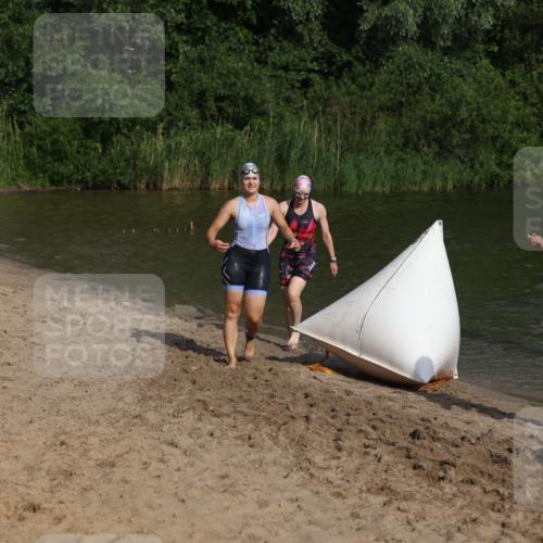 21.06.2026 - 29. Vierlanden-Triathlon Andreas Tolksdorf http://msf.ph/oto/9852906 21.06.2026 08:36:29 Schwimmen  meine-sportfotos.de