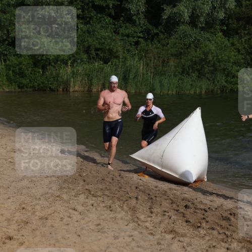 21.06.2026 - 29. Vierlanden-Triathlon Andreas Tolksdorf http://msf.ph/oto/9852930 21.06.2026 08:36:38 Schwimmen 207, 211 meine-sportfotos.de