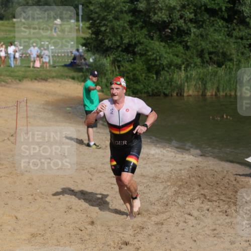 21.06.2026 - 29. Vierlanden-Triathlon Andreas Tolksdorf http://msf.ph/oto/9852952 21.06.2026 08:36:45 Schwimmen 207, 211 meine-sportfotos.de