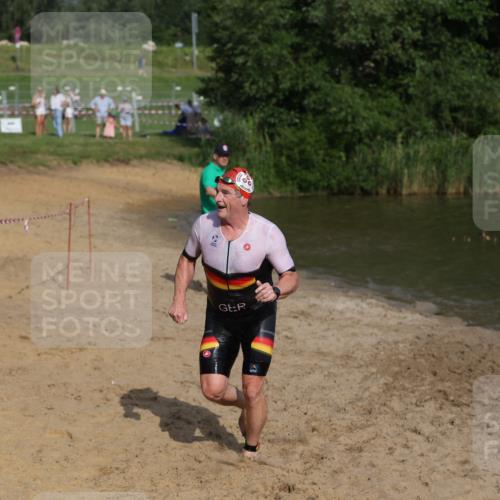 21.06.2026 - 29. Vierlanden-Triathlon Andreas Tolksdorf http://msf.ph/oto/9852957 21.06.2026 08:36:46 Schwimmen 207, 211 meine-sportfotos.de