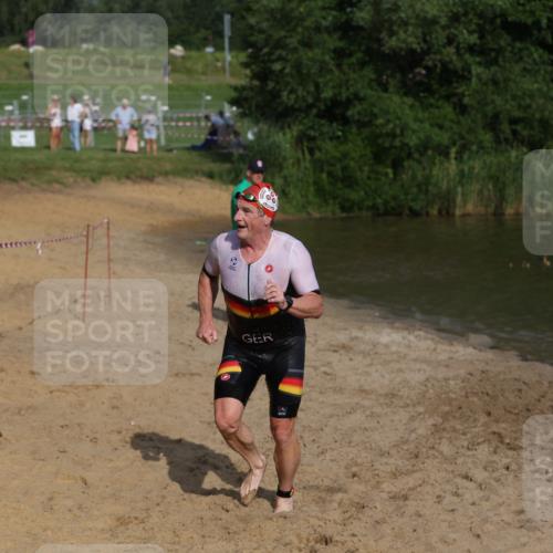 21.06.2026 - 29. Vierlanden-Triathlon Andreas Tolksdorf http://msf.ph/oto/9852958 21.06.2026 08:36:46 Schwimmen 207, 211 meine-sportfotos.de