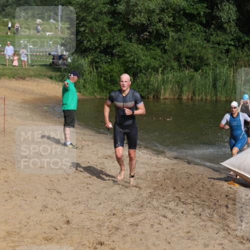 21.06.2026 - 29. Vierlanden-Triathlon Andreas Tolksdorf http://msf.ph/oto/9852991 21.06.2026 08:37:05 Schwimmen 24, 30, 63 meine-sportfotos.de