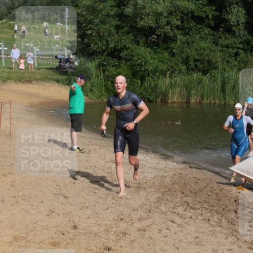 21.06.2026 - 29. Vierlanden-Triathlon Andreas Tolksdorf http://msf.ph/oto/9852994 21.06.2026 08:37:05 Schwimmen 24, 30, 63 meine-sportfotos.de