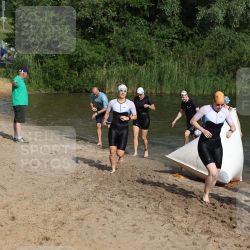 21.06.2026 - 29. Vierlanden-Triathlon Andreas Tolksdorf http://msf.ph/oto/9853026 21.06.2026 08:37:15 Schwimmen 46, 107 meine-sportfotos.de