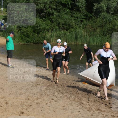 21.06.2026 - 29. Vierlanden-Triathlon Andreas Tolksdorf http://msf.ph/oto/9853028 21.06.2026 08:37:15 Schwimmen 46, 107 meine-sportfotos.de