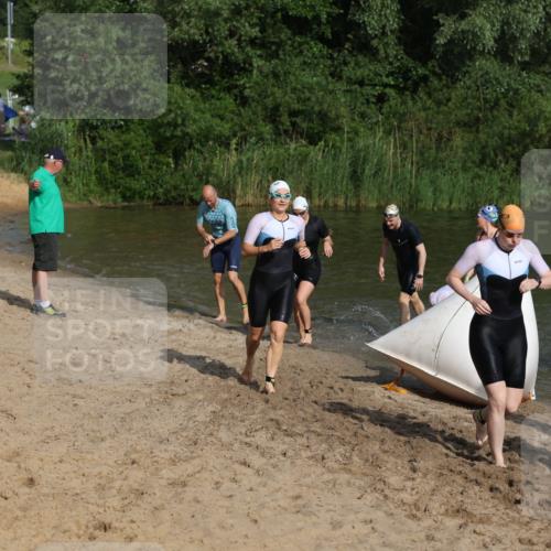 21.06.2026 - 29. Vierlanden-Triathlon Andreas Tolksdorf http://msf.ph/oto/9853030 21.06.2026 08:37:15 Schwimmen 46, 107 meine-sportfotos.de