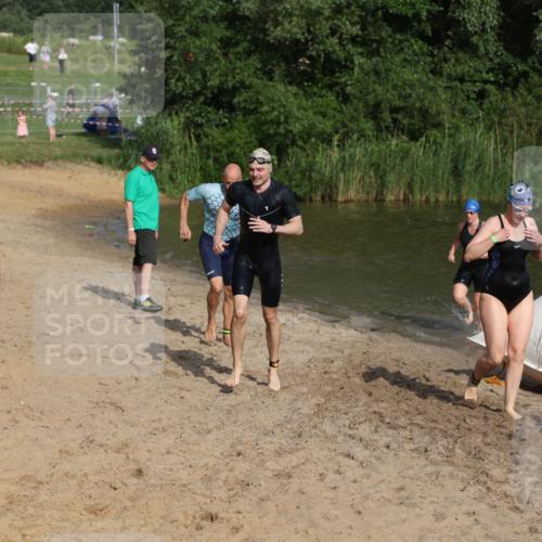 21.06.2026 - 29. Vierlanden-Triathlon Andreas Tolksdorf http://msf.ph/oto/9853047 21.06.2026 08:37:20 Schwimmen 31, 46, 107, 127 meine-sportfotos.de