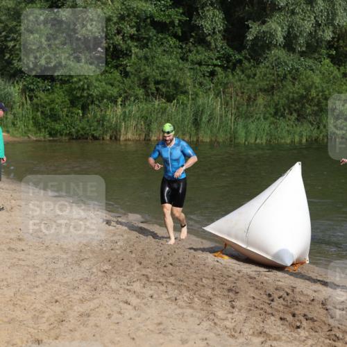 21.06.2026 - 29. Vierlanden-Triathlon Andreas Tolksdorf http://msf.ph/oto/9853080 21.06.2026 08:37:37 Schwimmen 36 meine-sportfotos.de