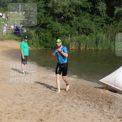 21.06.2026 - 29. Vierlanden-Triathlon Andreas Tolksdorf http://msf.ph/oto/9853092 21.06.2026 08:37:38 Schwimmen 36 meine-sportfotos.de