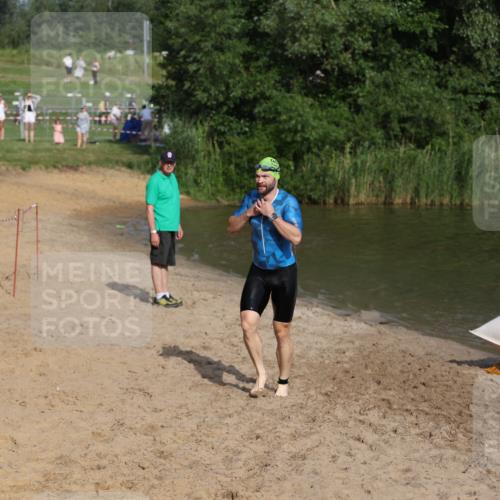 21.06.2026 - 29. Vierlanden-Triathlon Andreas Tolksdorf http://msf.ph/oto/9853098 21.06.2026 08:37:39 Schwimmen 36 meine-sportfotos.de