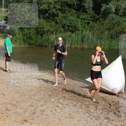 21.06.2026 - 29. Vierlanden-Triathlon Andreas Tolksdorf http://msf.ph/oto/9853133 21.06.2026 08:37:55 Schwimmen 13, 37 meine-sportfotos.de