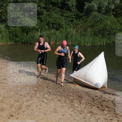 21.06.2026 - 29. Vierlanden-Triathlon Andreas Tolksdorf http://msf.ph/oto/9853150 21.06.2026 08:38:01 Schwimmen 13, 37 meine-sportfotos.de