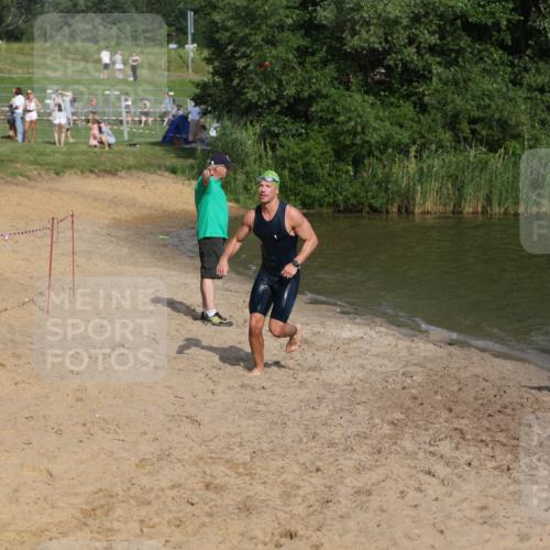 21.06.2026 - 29. Vierlanden-Triathlon Andreas Tolksdorf http://msf.ph/oto/9853166 21.06.2026 08:38:14 Schwimmen 12, 45, 76, 77 meine-sportfotos.de