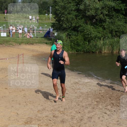 21.06.2026 - 29. Vierlanden-Triathlon Andreas Tolksdorf http://msf.ph/oto/9853173 21.06.2026 08:38:15 Schwimmen 12, 45, 76, 77 meine-sportfotos.de