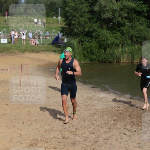 21.06.2026 - 29. Vierlanden-Triathlon Andreas Tolksdorf http://msf.ph/oto/9853174 21.06.2026 08:38:15 Schwimmen 12, 45, 76, 77 meine-sportfotos.de