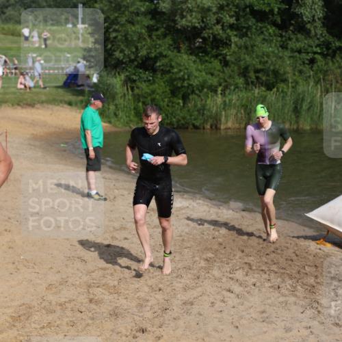 21.06.2026 - 29. Vierlanden-Triathlon Andreas Tolksdorf http://msf.ph/oto/9853185 21.06.2026 08:38:17 Schwimmen 12, 45, 57, 76, 77 meine-sportfotos.de