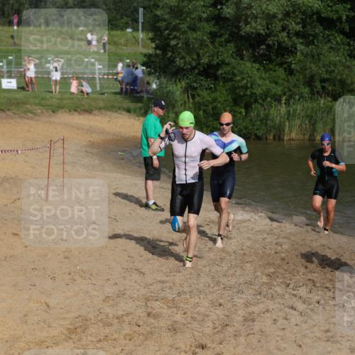 21.06.2026 - 29. Vierlanden-Triathlon Andreas Tolksdorf http://msf.ph/oto/9853197 21.06.2026 08:38:25 Schwimmen 12, 57 meine-sportfotos.de