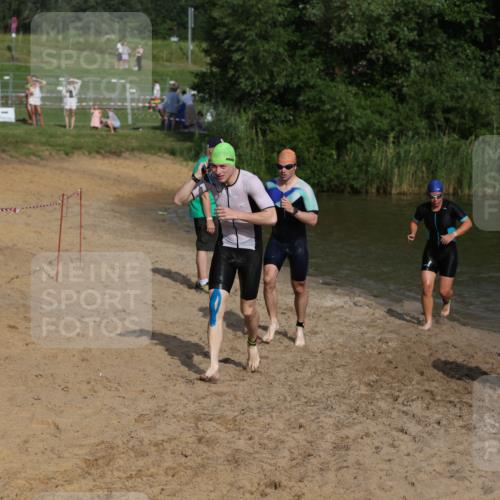21.06.2026 - 29. Vierlanden-Triathlon Andreas Tolksdorf http://msf.ph/oto/9853200 21.06.2026 08:38:25 Schwimmen 12, 57 meine-sportfotos.de