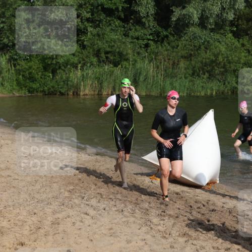 21.06.2026 - 29. Vierlanden-Triathlon Andreas Tolksdorf http://msf.ph/oto/9853233 21.06.2026 08:38:48 Schwimmen 60, 61, 82 meine-sportfotos.de