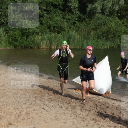 21.06.2026 - 29. Vierlanden-Triathlon Andreas Tolksdorf http://msf.ph/oto/9853234 21.06.2026 08:38:48 Schwimmen 60, 61, 82 meine-sportfotos.de