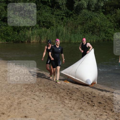 21.06.2026 - 29. Vierlanden-Triathlon Andreas Tolksdorf http://msf.ph/oto/9853249 21.06.2026 08:38:53 Schwimmen 60, 61, 82 meine-sportfotos.de