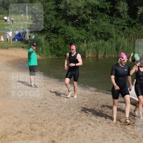 21.06.2026 - 29. Vierlanden-Triathlon Andreas Tolksdorf http://msf.ph/oto/9853258 21.06.2026 08:38:56 Schwimmen 61, 82 meine-sportfotos.de