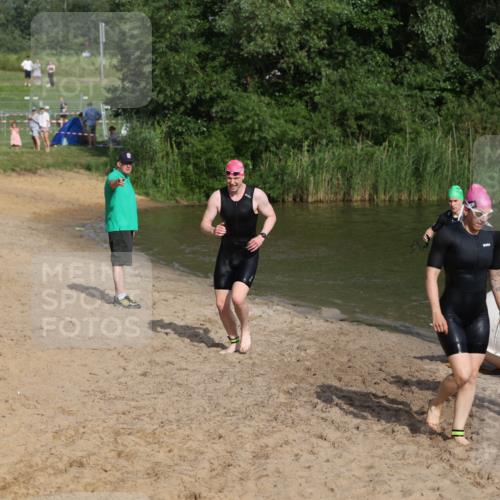 21.06.2026 - 29. Vierlanden-Triathlon Andreas Tolksdorf http://msf.ph/oto/9853265 21.06.2026 08:38:56 Schwimmen 61, 82 meine-sportfotos.de