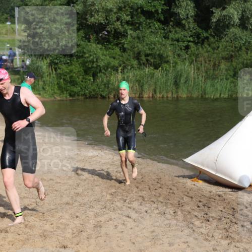 21.06.2026 - 29. Vierlanden-Triathlon Andreas Tolksdorf http://msf.ph/oto/9853281 21.06.2026 08:38:58 Schwimmen 10, 61, 82 meine-sportfotos.de