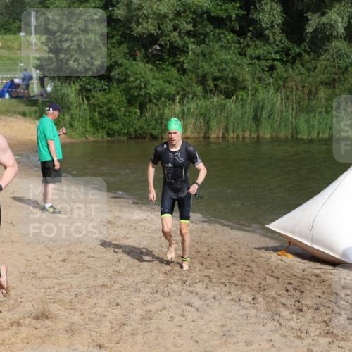 21.06.2026 - 29. Vierlanden-Triathlon Andreas Tolksdorf http://msf.ph/oto/9853286 21.06.2026 08:38:58 Schwimmen 10, 61, 82 meine-sportfotos.de
