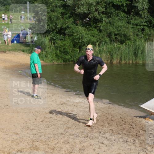 21.06.2026 - 29. Vierlanden-Triathlon Andreas Tolksdorf http://msf.ph/oto/9853293 21.06.2026 08:39:06 Schwimmen 10 meine-sportfotos.de