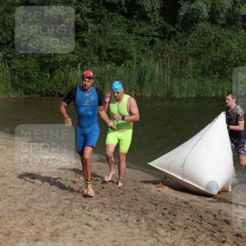 21.06.2026 - 29. Vierlanden-Triathlon Andreas Tolksdorf http://msf.ph/oto/9853323 21.06.2026 08:39:18 Schwimmen 32, 155, 166, 212 meine-sportfotos.de