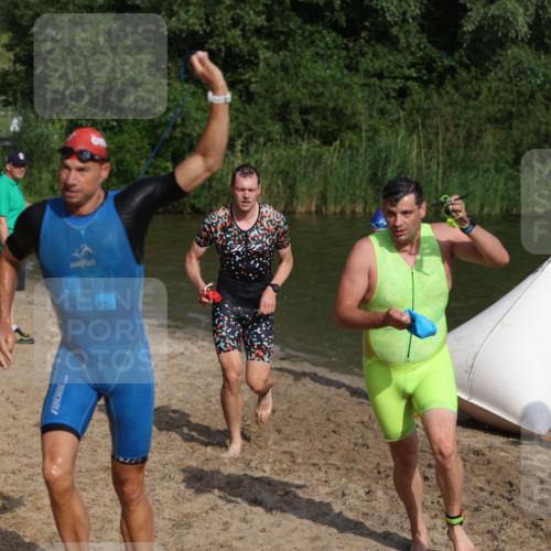 21.06.2026 - 29. Vierlanden-Triathlon Andreas Tolksdorf http://msf.ph/oto/9853337 21.06.2026 08:39:21 Schwimmen 3, 32, 155, 166, 212 meine-sportfotos.de