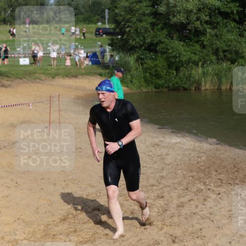 21.06.2026 - 29. Vierlanden-Triathlon Andreas Tolksdorf http://msf.ph/oto/9853355 21.06.2026 08:39:25 Schwimmen 3, 32, 106, 155, 166 meine-sportfotos.de