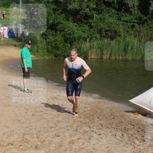 21.06.2026 - 29. Vierlanden-Triathlon Andreas Tolksdorf http://msf.ph/oto/9853364 21.06.2026 08:39:28 Schwimmen 3, 106, 155 meine-sportfotos.de