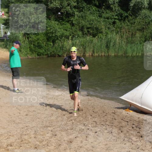 21.06.2026 - 29. Vierlanden-Triathlon Andreas Tolksdorf http://msf.ph/oto/9853444 21.06.2026 08:40:03 Schwimmen 7, 21, 55, 78, 109 meine-sportfotos.de
