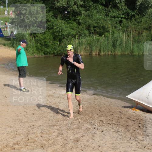 21.06.2026 - 29. Vierlanden-Triathlon Andreas Tolksdorf http://msf.ph/oto/9853448 21.06.2026 08:40:04 Schwimmen 7, 21, 55, 78, 109 meine-sportfotos.de
