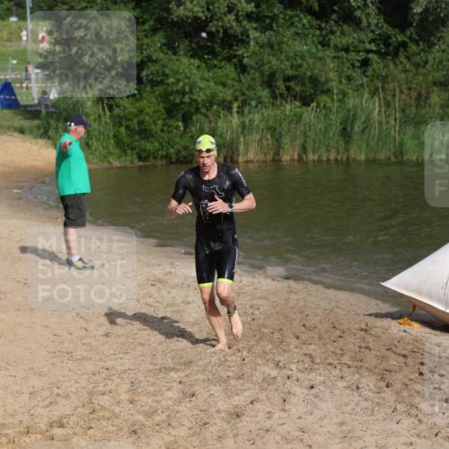 21.06.2026 - 29. Vierlanden-Triathlon Andreas Tolksdorf http://msf.ph/oto/9853450 21.06.2026 08:40:04 Schwimmen 7, 21, 55, 78, 109 meine-sportfotos.de