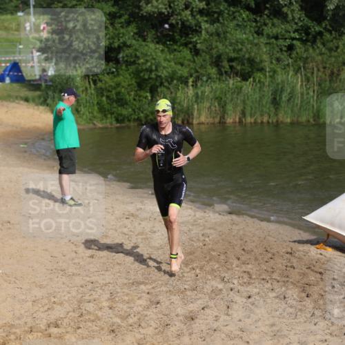 21.06.2026 - 29. Vierlanden-Triathlon Andreas Tolksdorf http://msf.ph/oto/9853452 21.06.2026 08:40:04 Schwimmen 7, 21, 55, 78, 109 meine-sportfotos.de