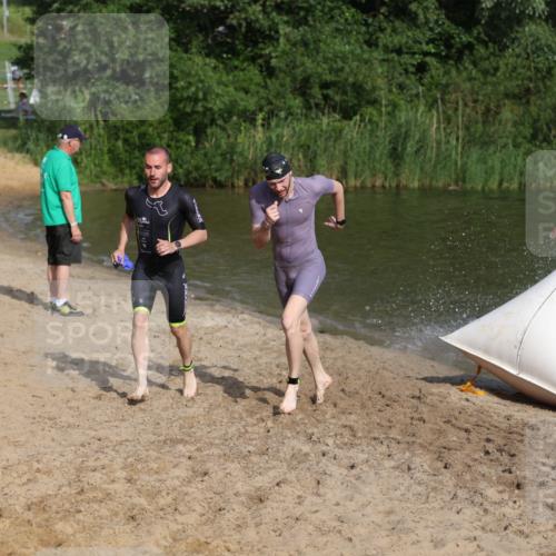 21.06.2026 - 29. Vierlanden-Triathlon Andreas Tolksdorf http://msf.ph/oto/9853455 21.06.2026 08:40:09 Schwimmen 21, 51, 55, 78, 109 meine-sportfotos.de